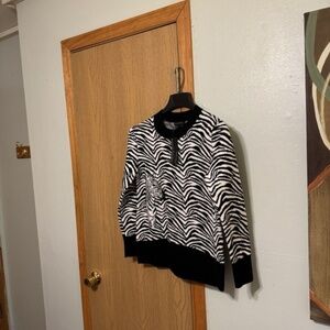 Banana Republic NWT XS Black & White w/Zebra Print Crewneck Pullover Sweater